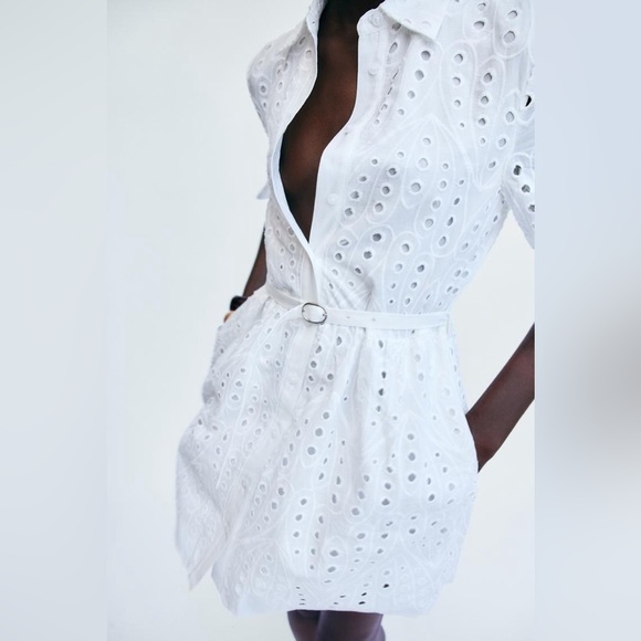 COPY - EMBROIDERED EYELET MINI DRESS ZW COLLECTION - Picture 3 of 9
